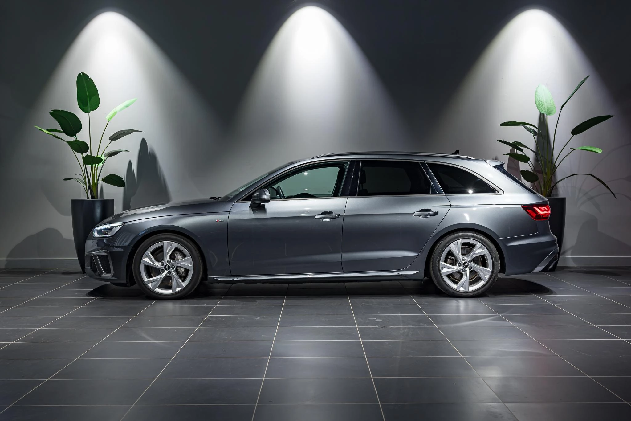 Audi A4 Avant 40 TFSI S tronic S line quattro Avant