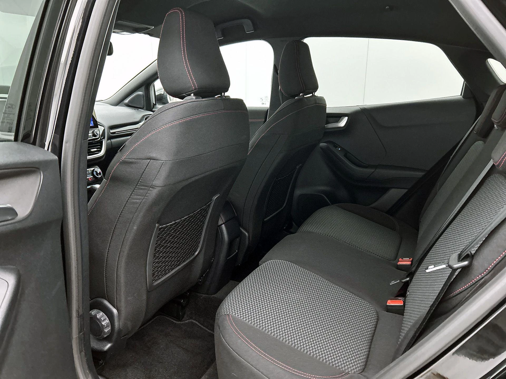 Ford-Puma-image-26