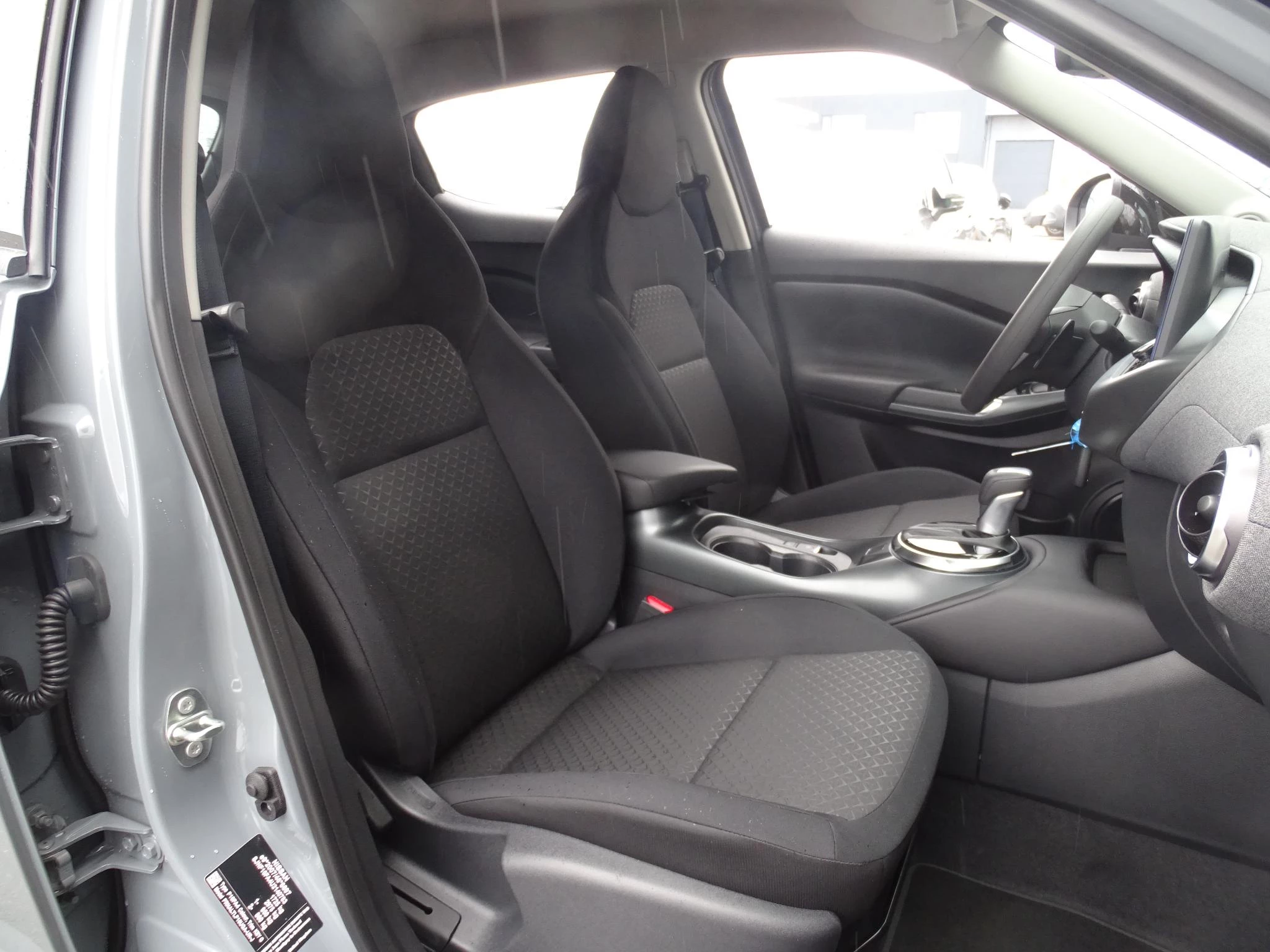 Nissan Juke 1.0 DIG-T Acenta automaat