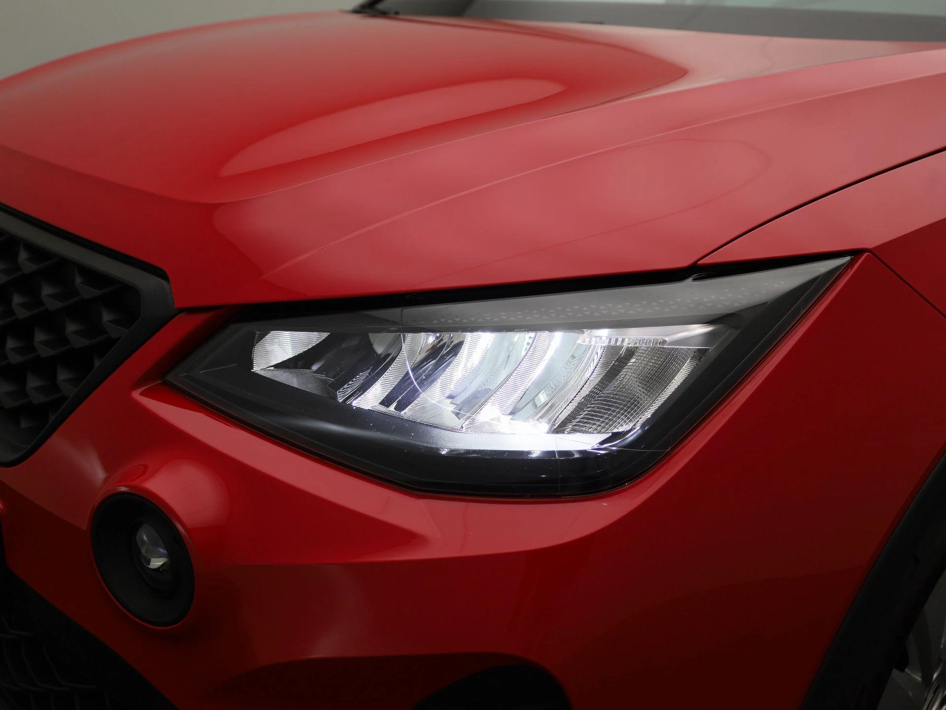 SEAT-Arona-image-14
