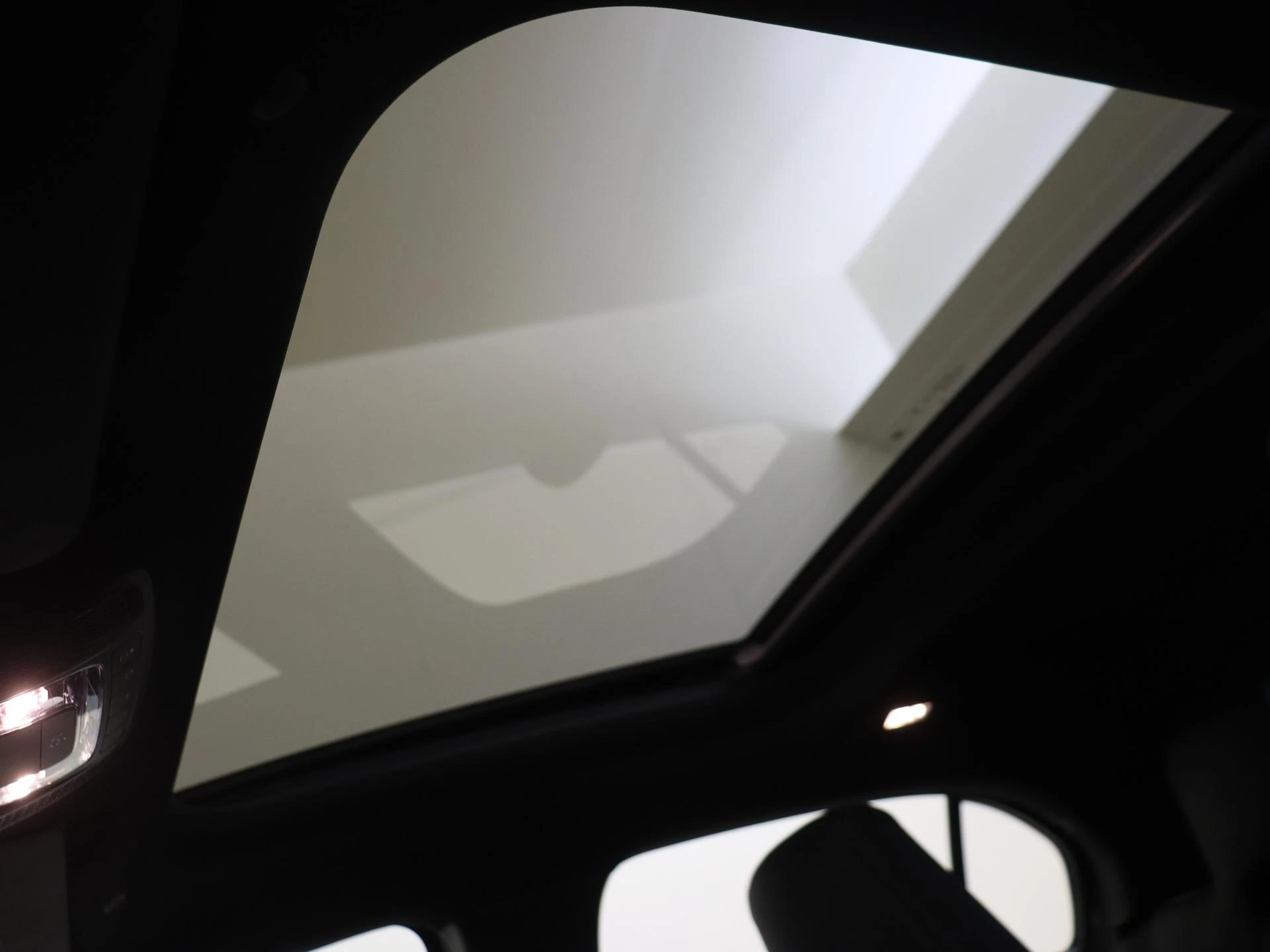 Mercedes-Benz-A-Klasse-image-27