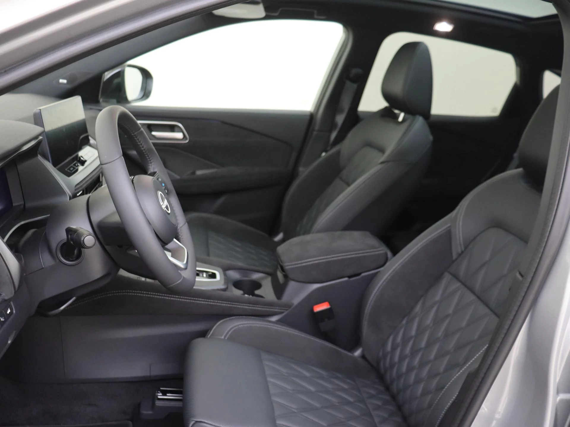 Nissan-QASHQAI-image-10