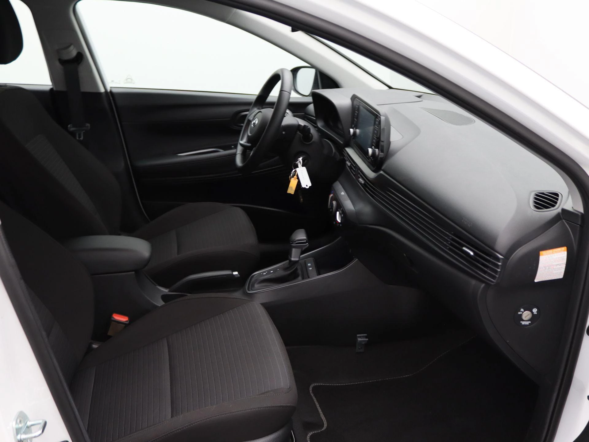 Hyundai-i20-image-24