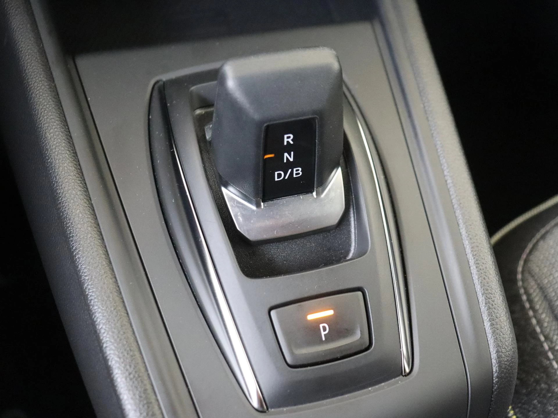 Renault Captur 1.8 E-Tech full hybrid 160 techno