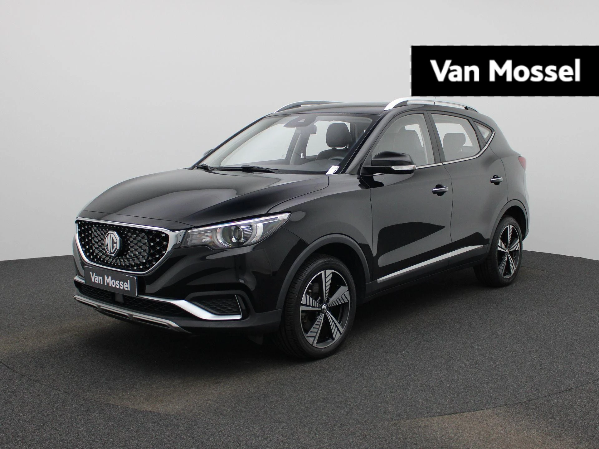 MG-ZS EV-image-0