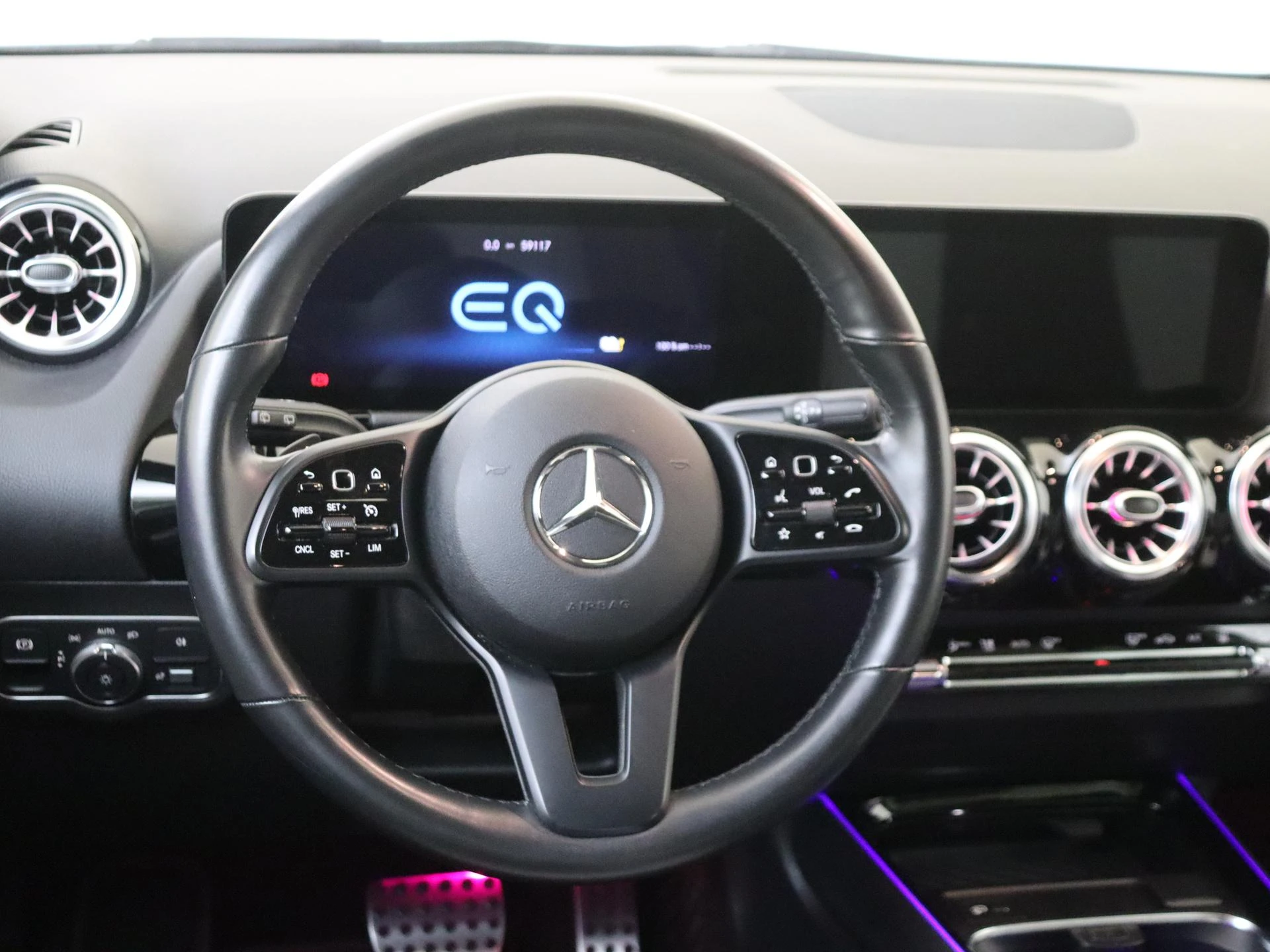 Mercedes-Benz-B-Klasse-image-9
