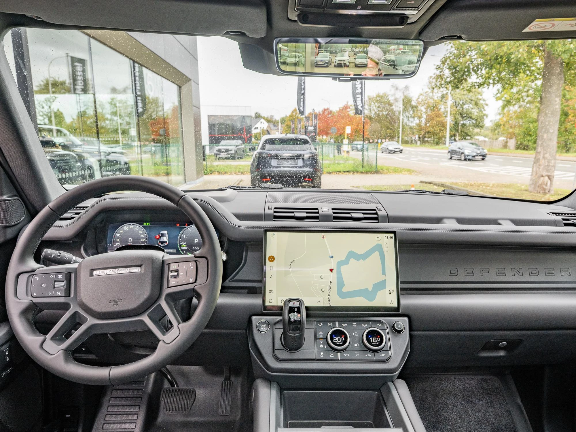 Land Rover-Defender-image-8