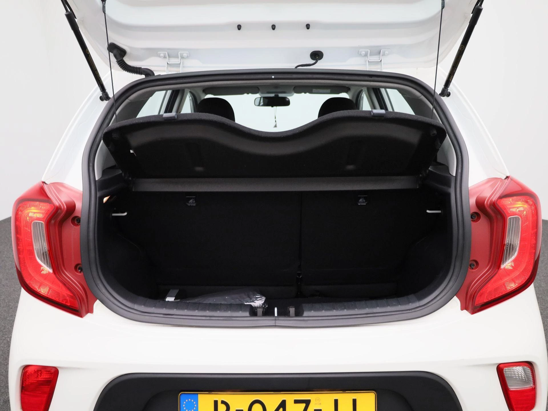 Kia-Picanto-image-10