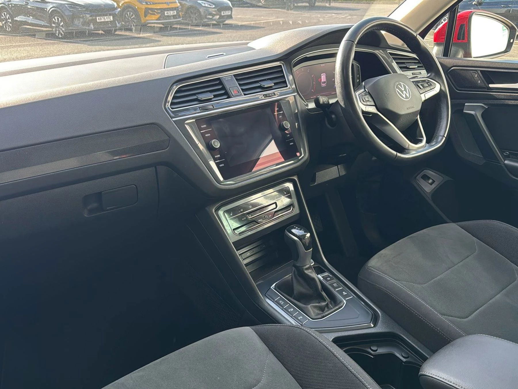Volkswagen-Tiguan-image-1