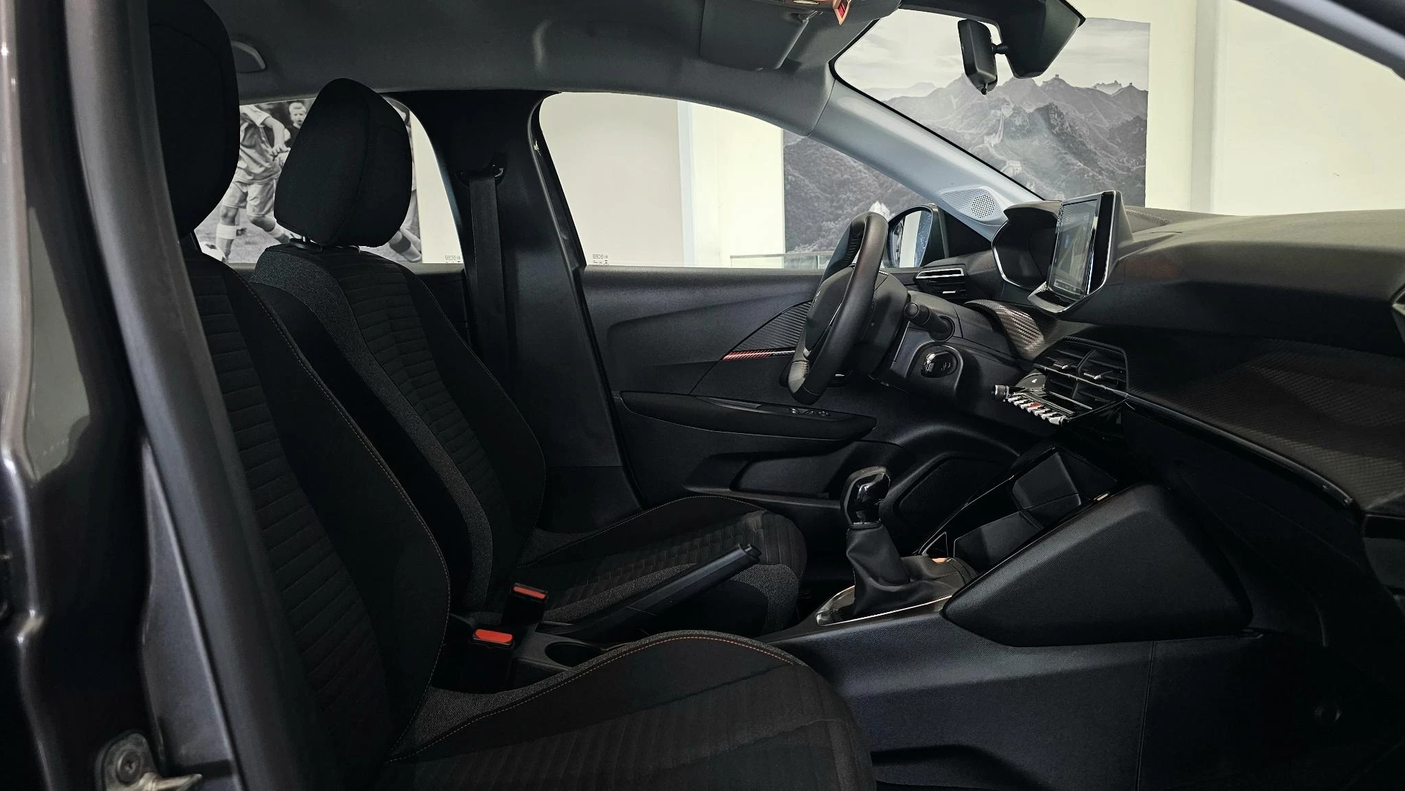 Peugeot-208-image-8