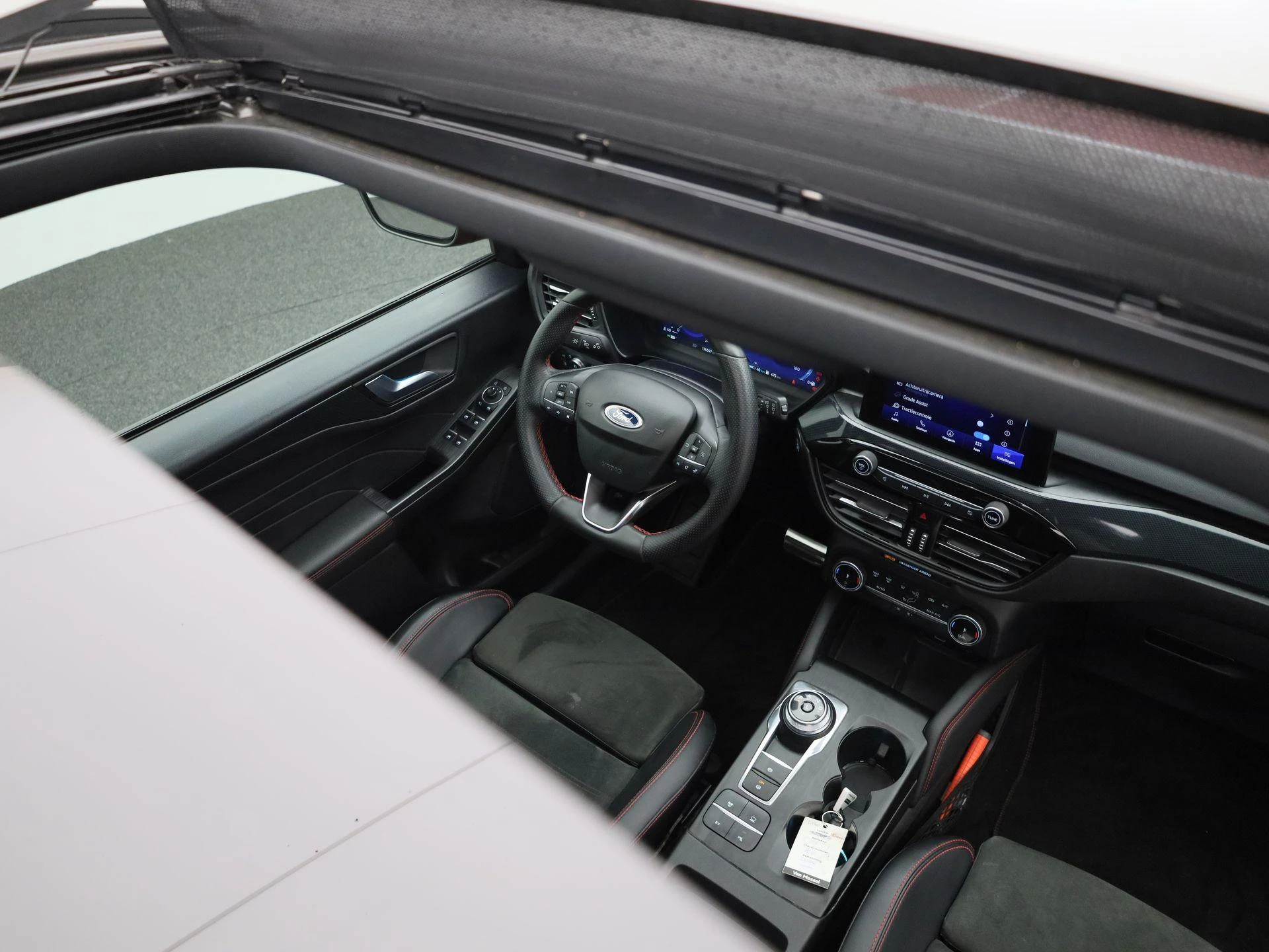 Ford-Kuga-image-37