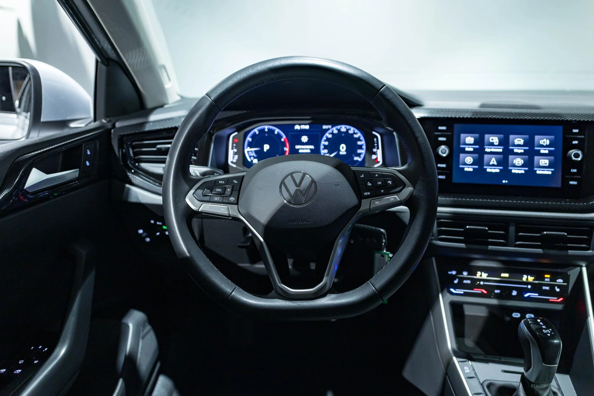 Volkswagen-Taigo-image-21