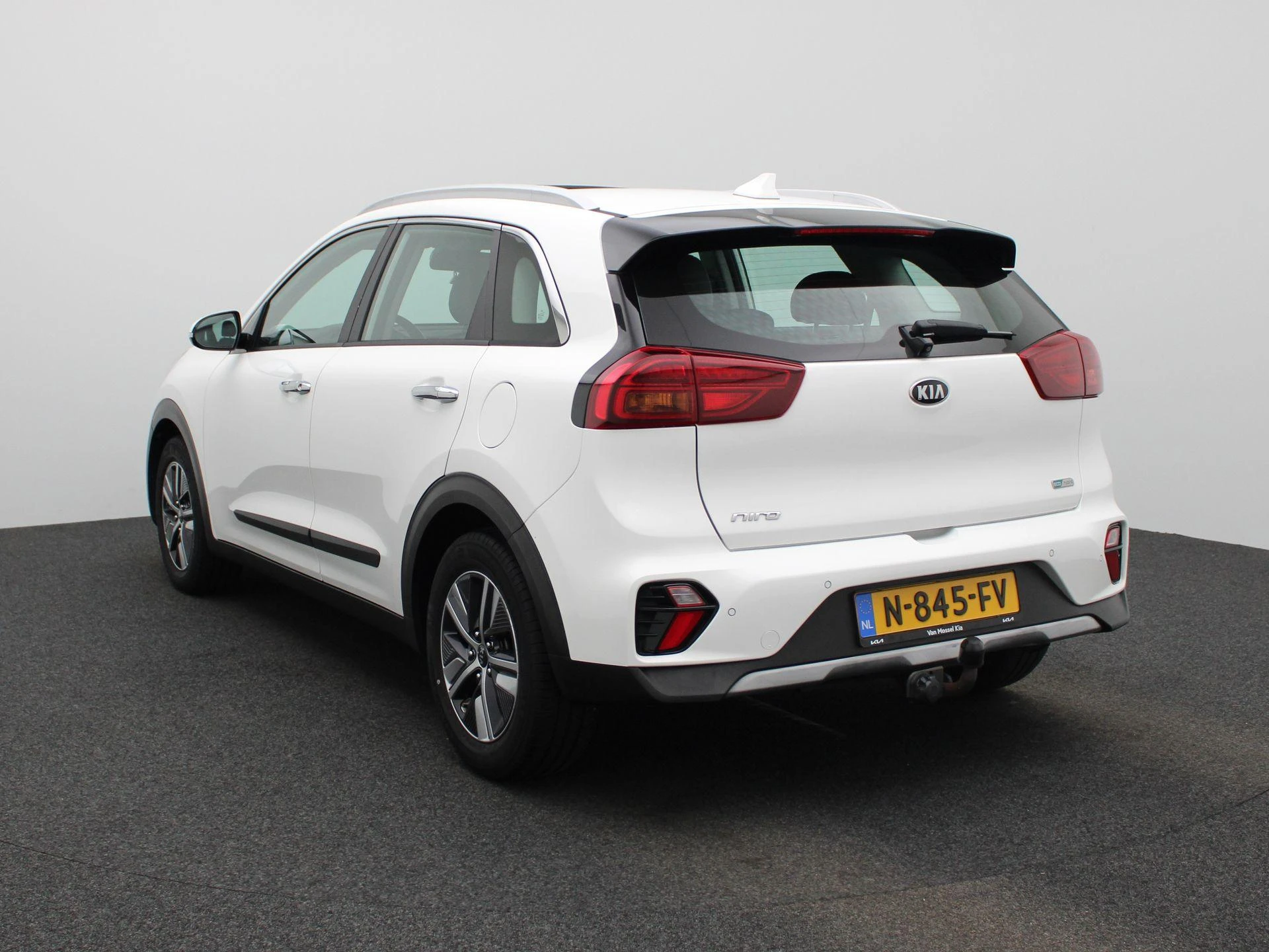 Kia-Niro-image-1