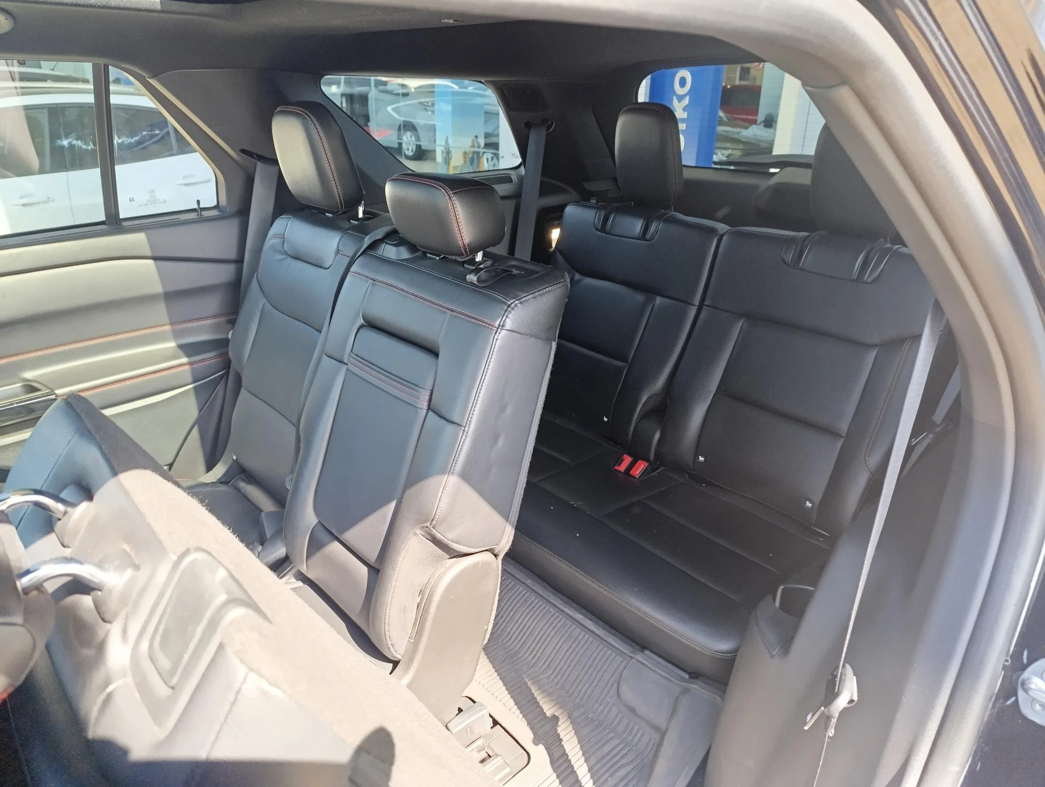 Ford-Explorer-image-16