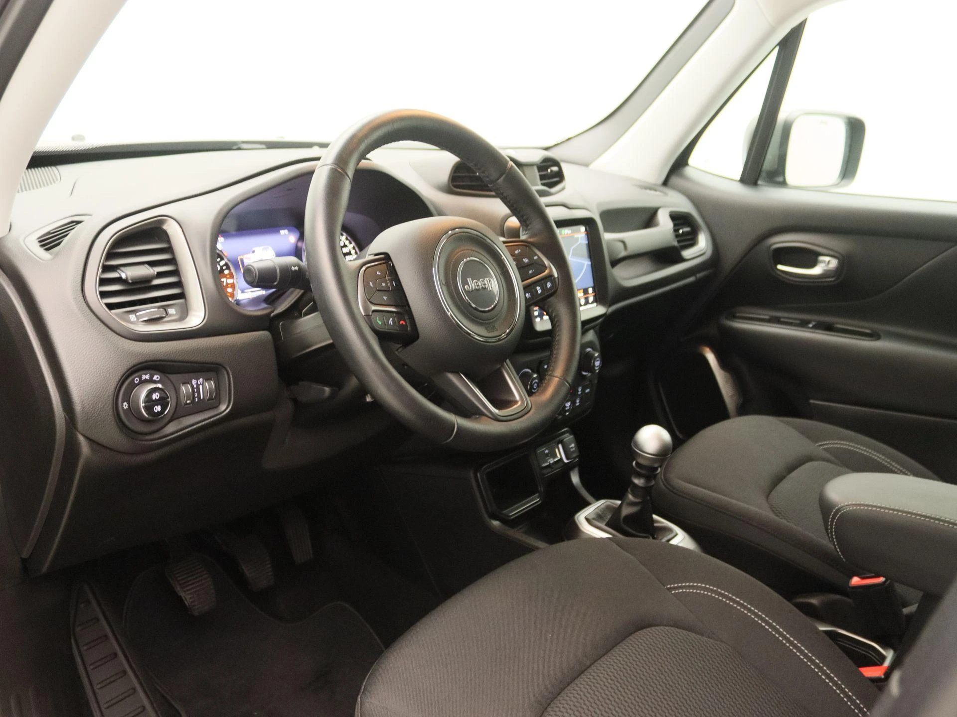 Jeep-Renegade-image-20