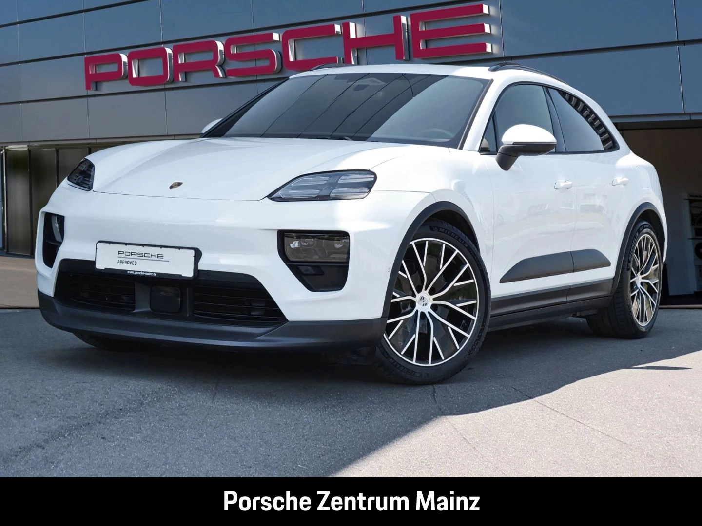 Porsche-Macan-image-0