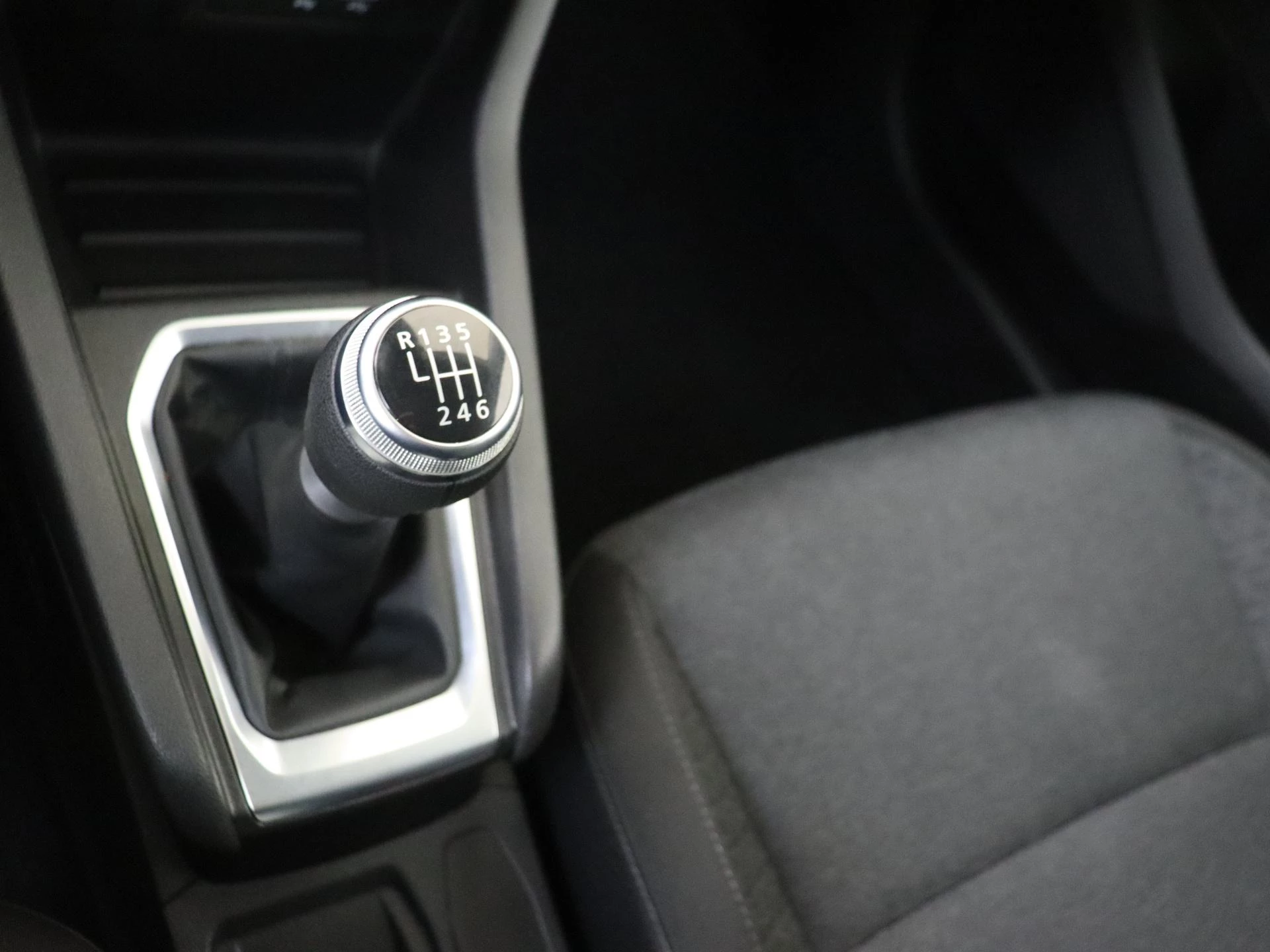 Renault-Clio-image-14