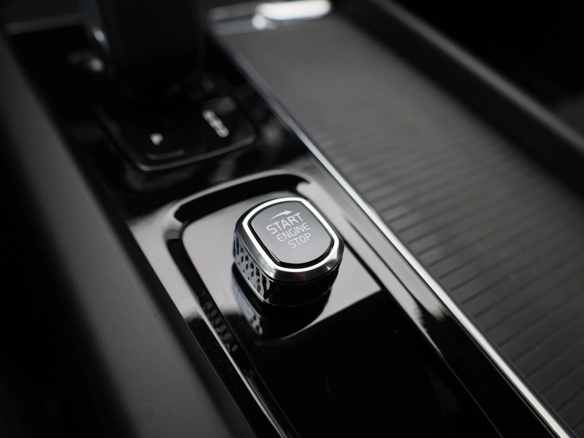 Volvo-V60-image-34