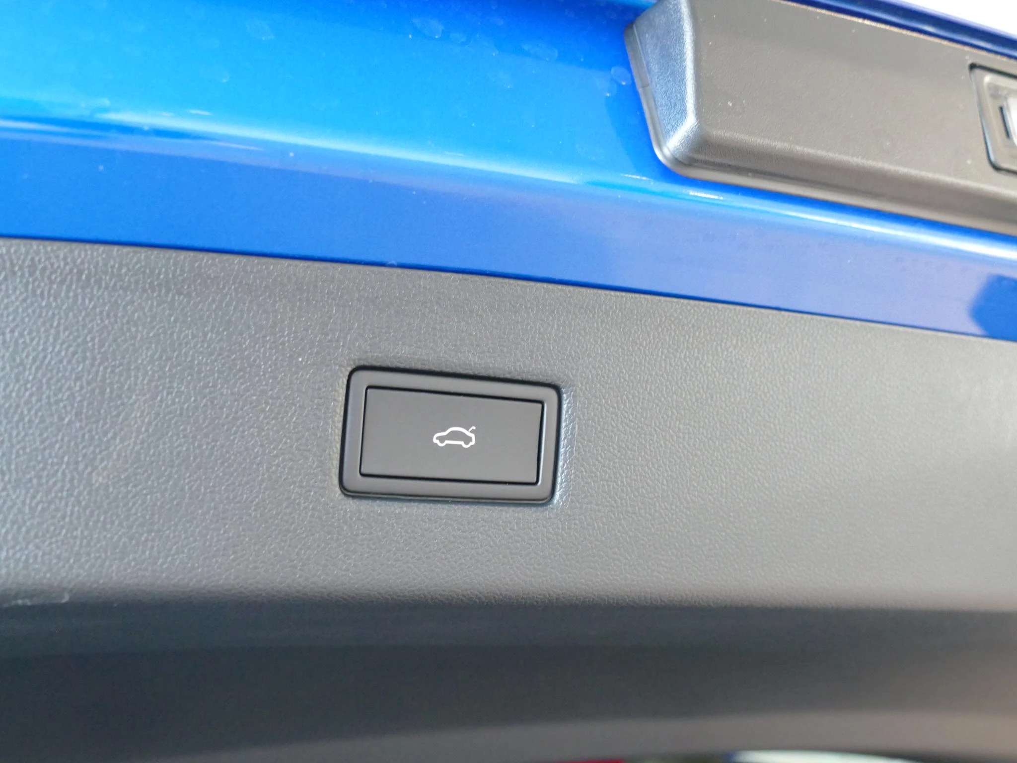 Ford-Explorer-image-14