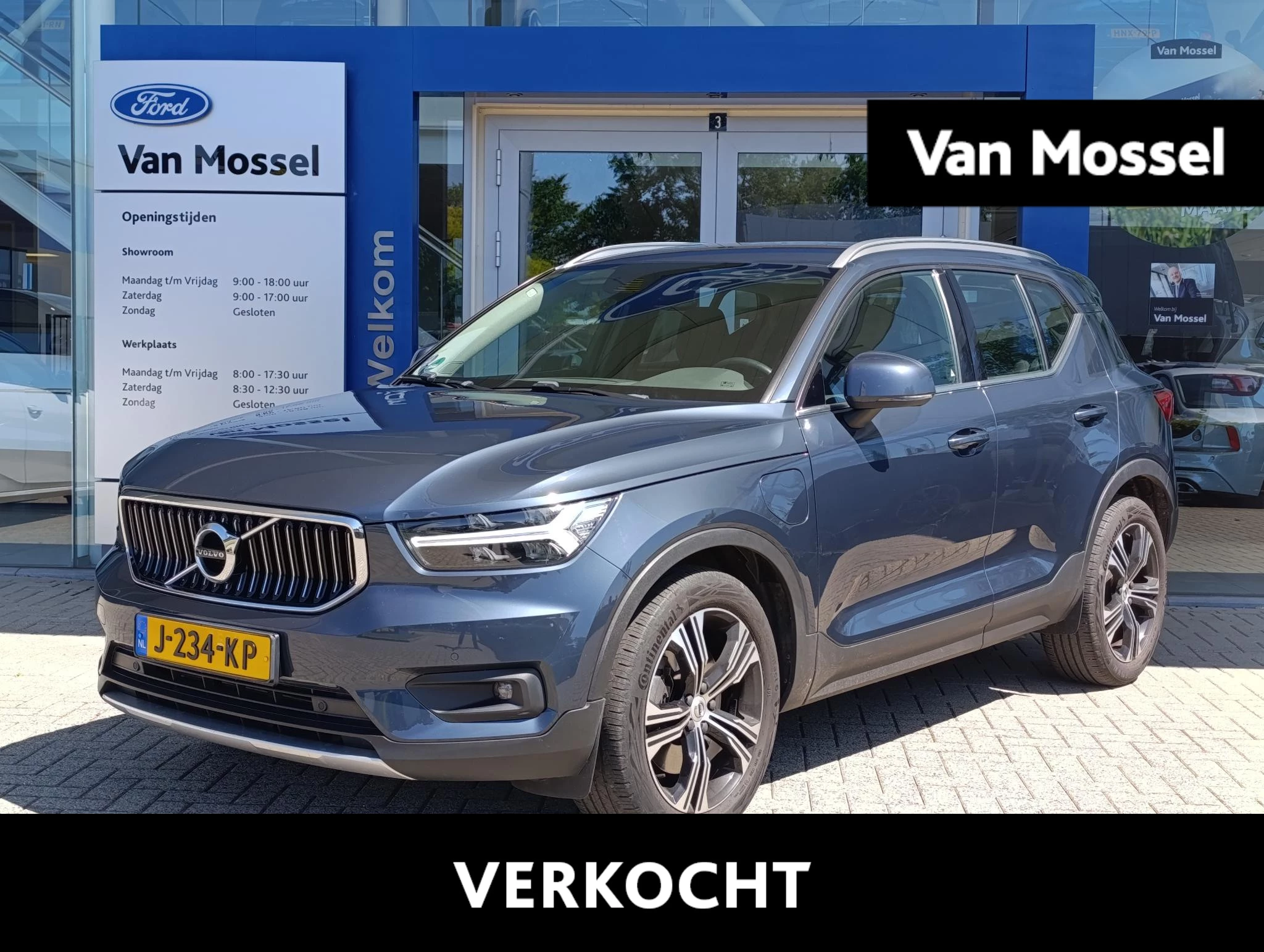 Volvo-XC40-image-0