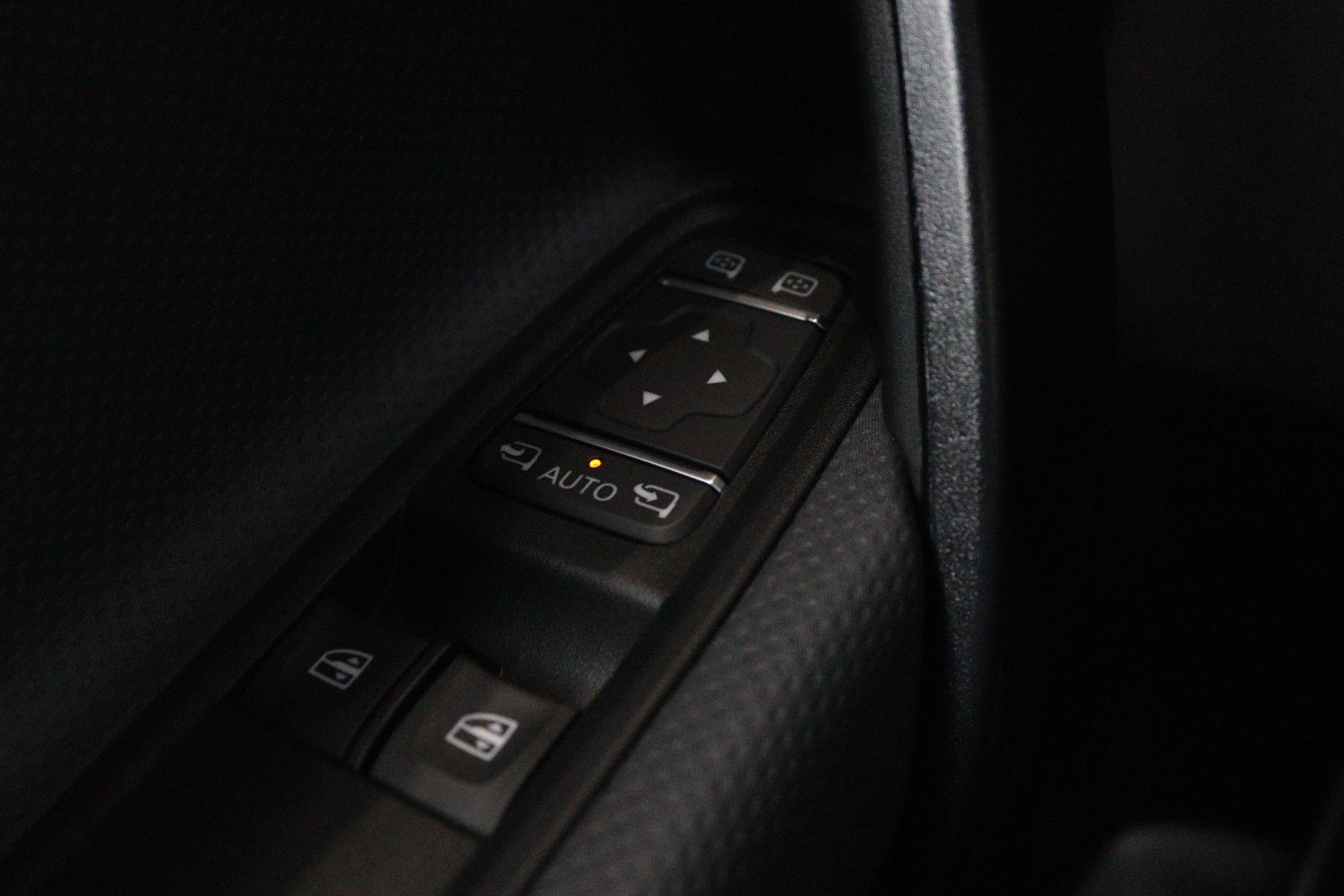 Mercedes-Benz-eCitan-image-13