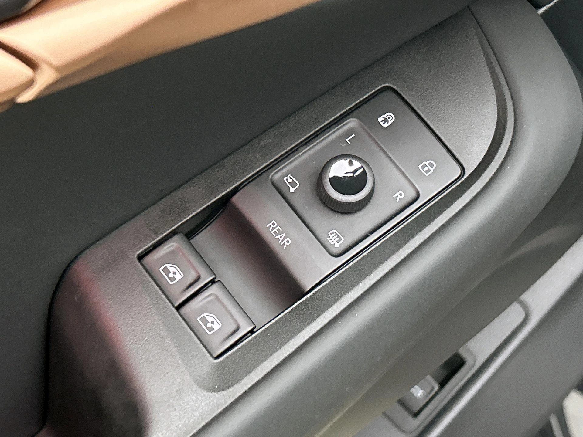 CUPRA Tavascan Business 82 kWh