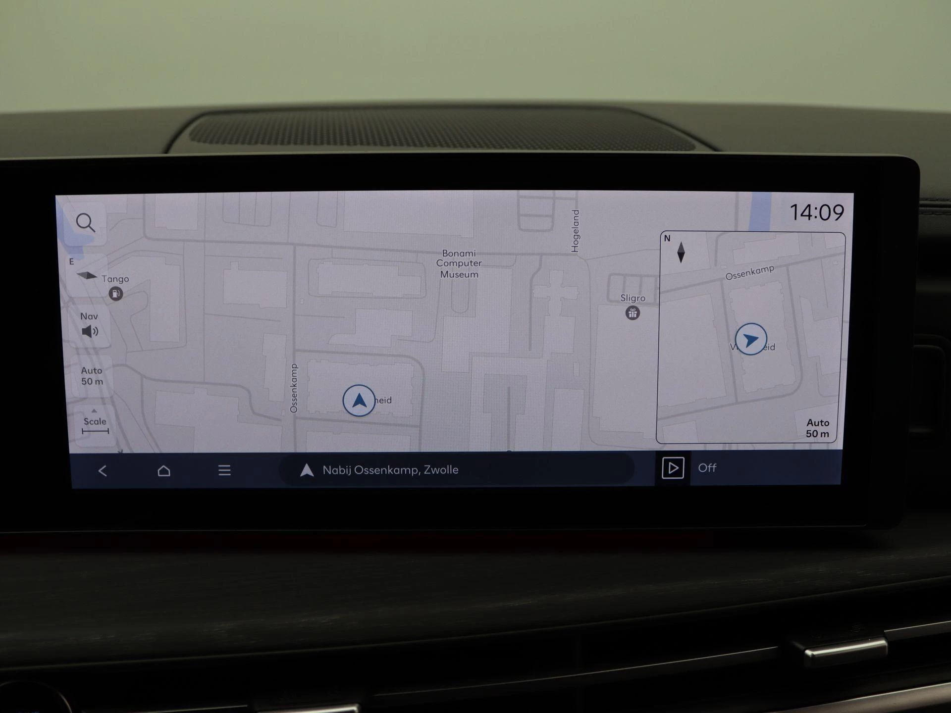 Hyundai-Santa Fe-image-21