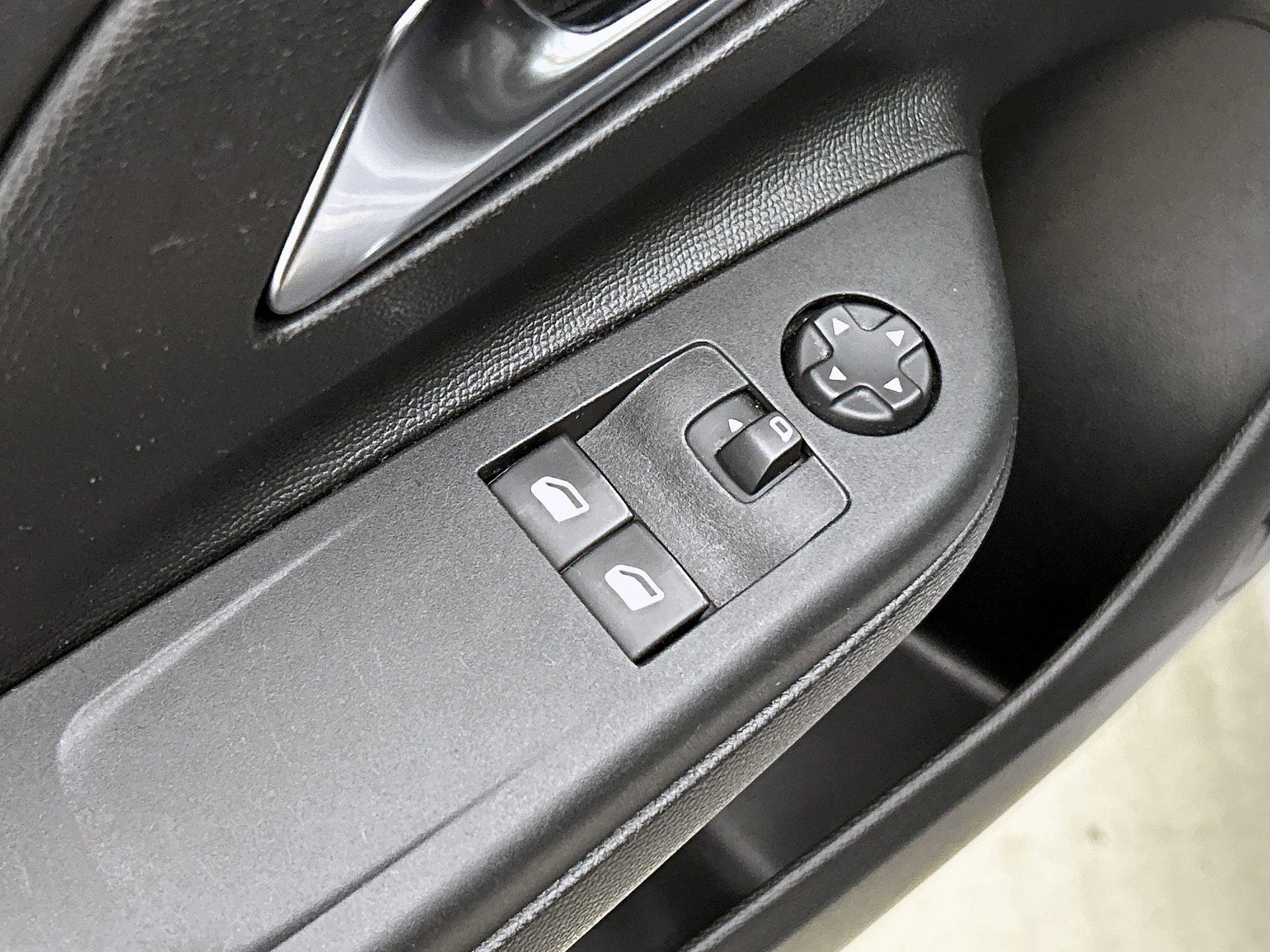 Opel-Corsa-image-13