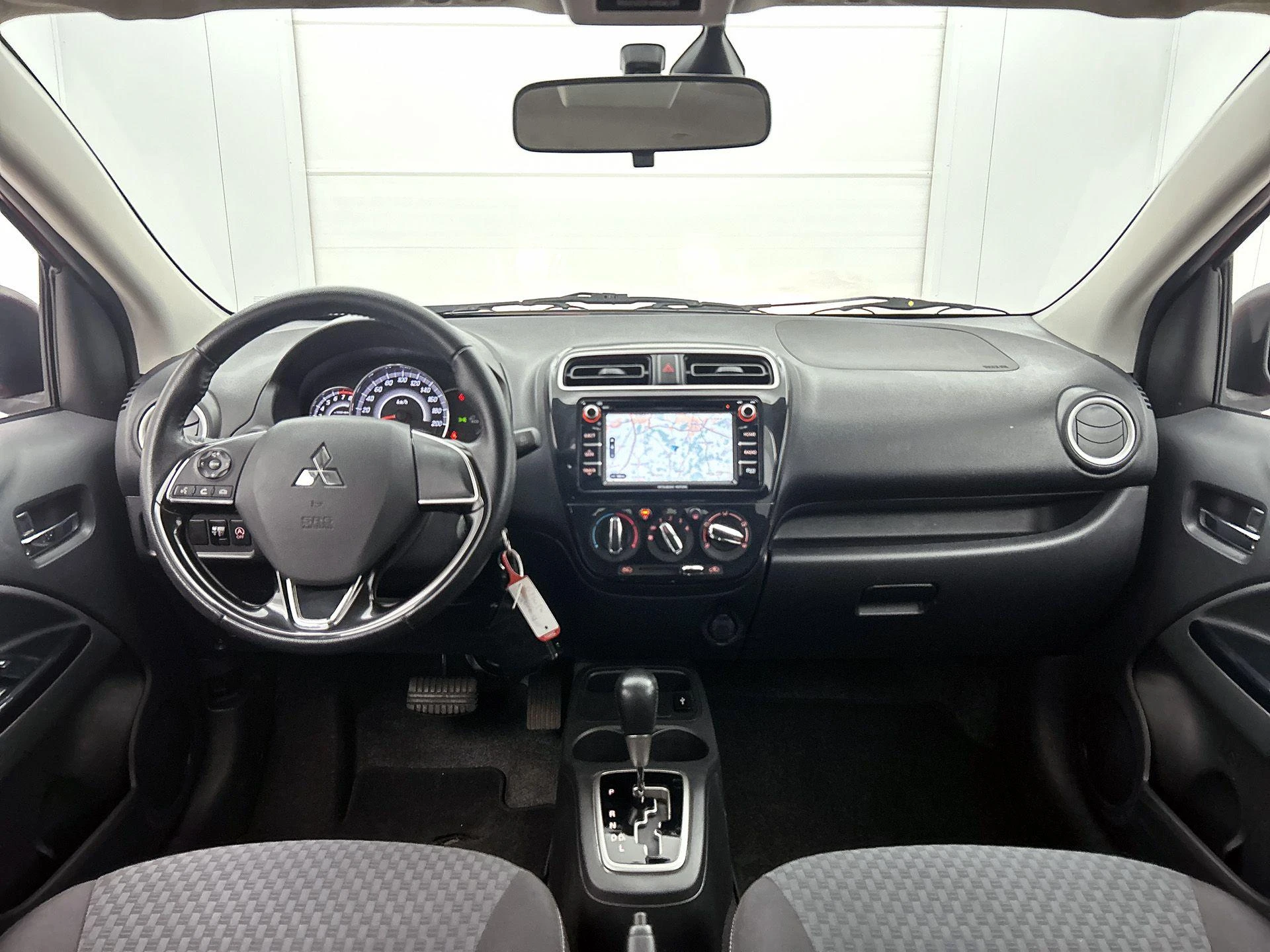 Mitsubishi-Space Star-image-11