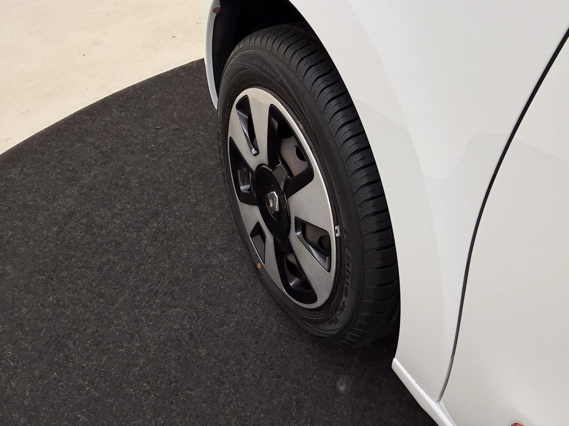 Renault-Twingo-image-23