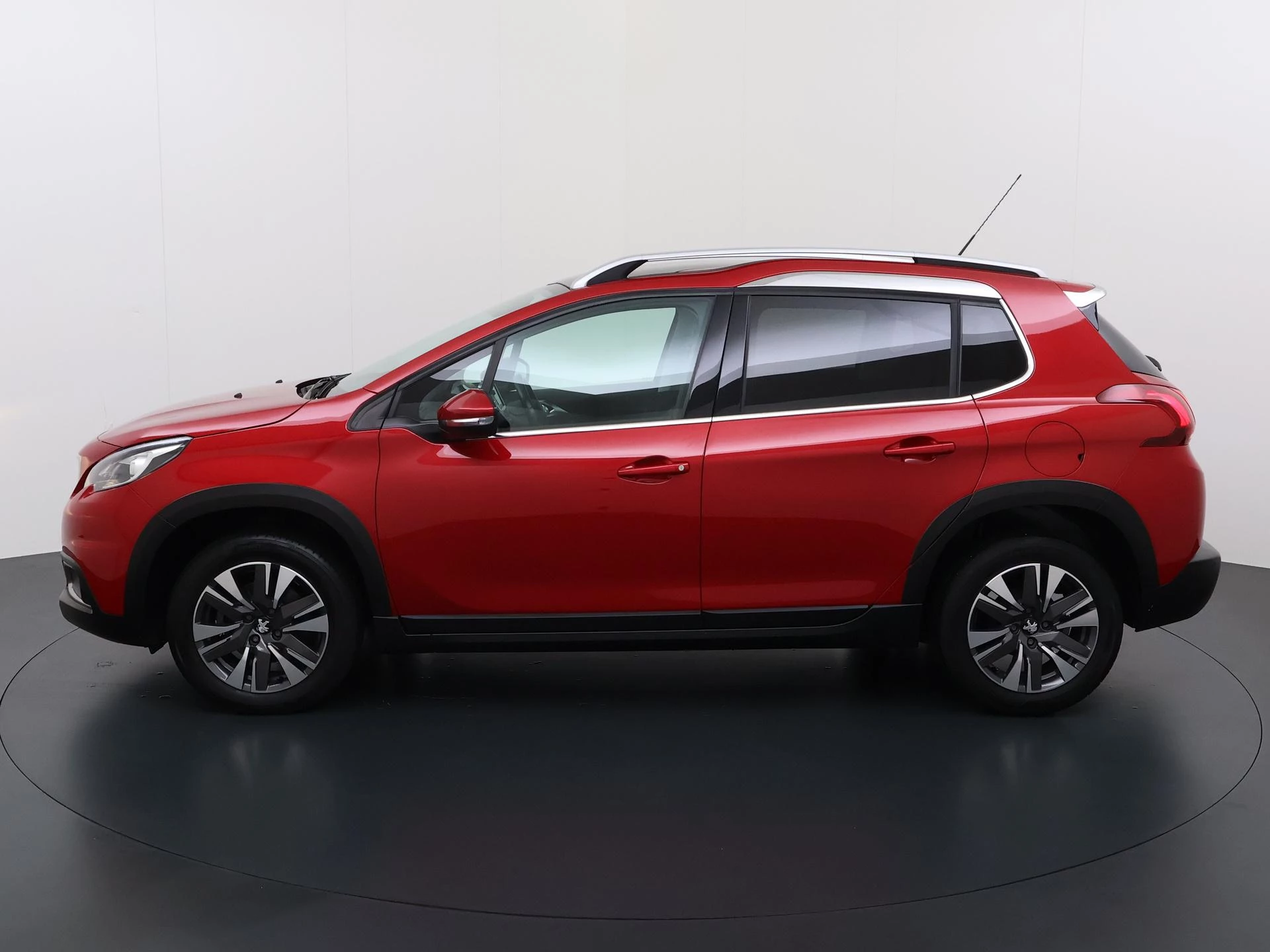 Peugeot 2008 1.2 PureTech Allure