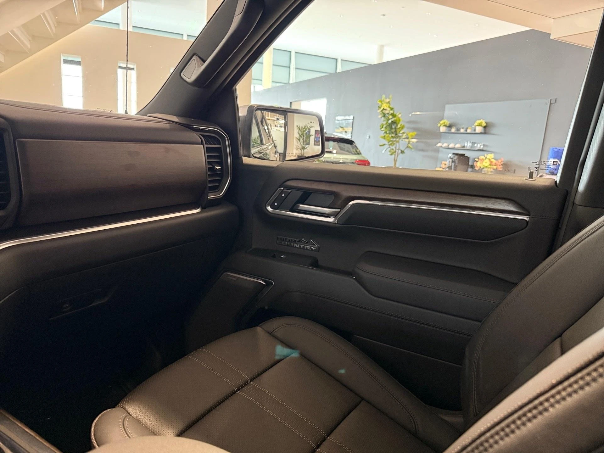 Chevrolet-Silverado-image-10