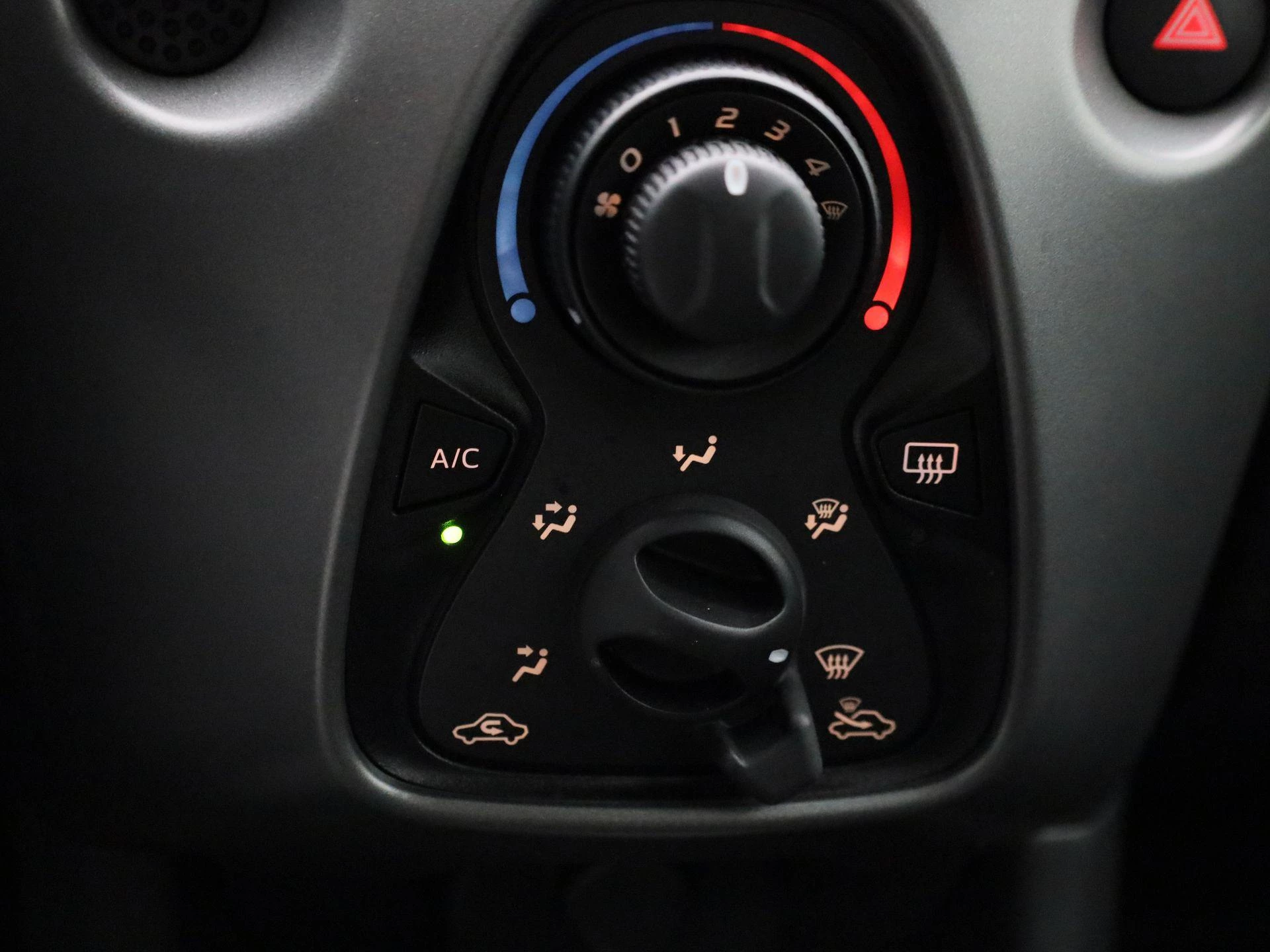 Toyota-Aygo-image-19