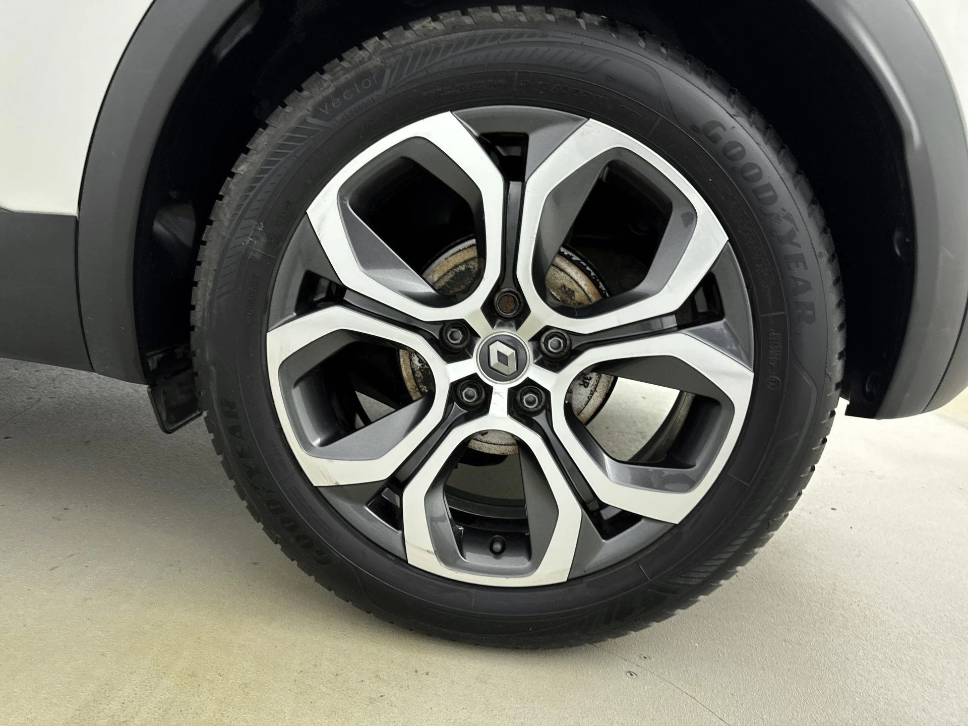 Renault-Captur-image-20