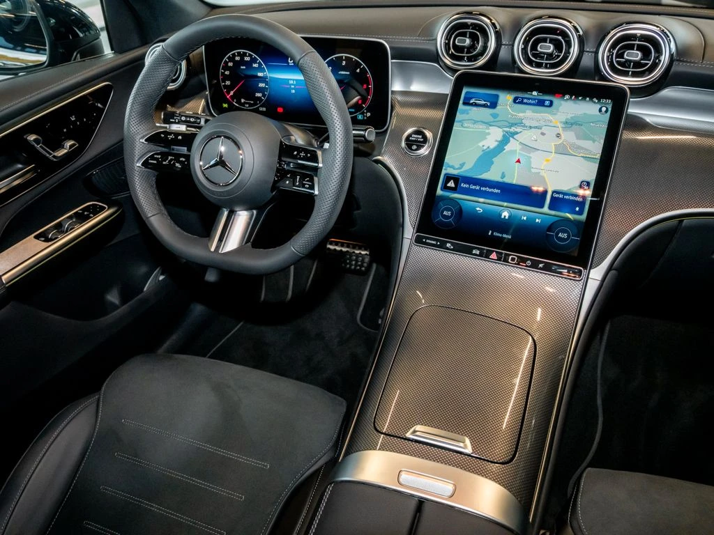 Mercedes-Benz-GLC 200 d-image-8