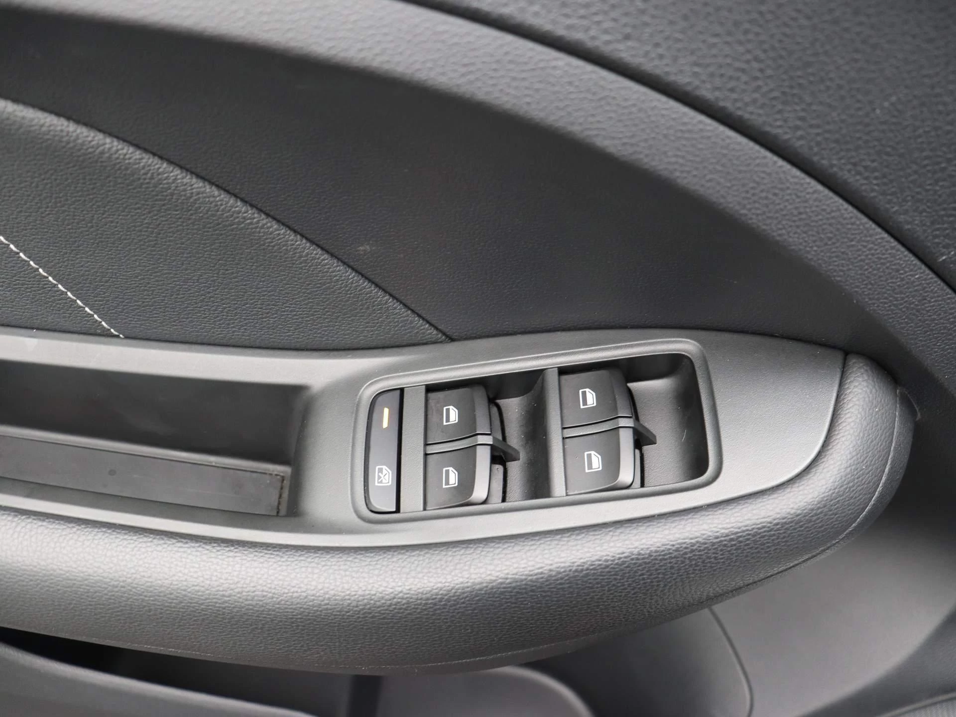 MG-ZS EV-image-20