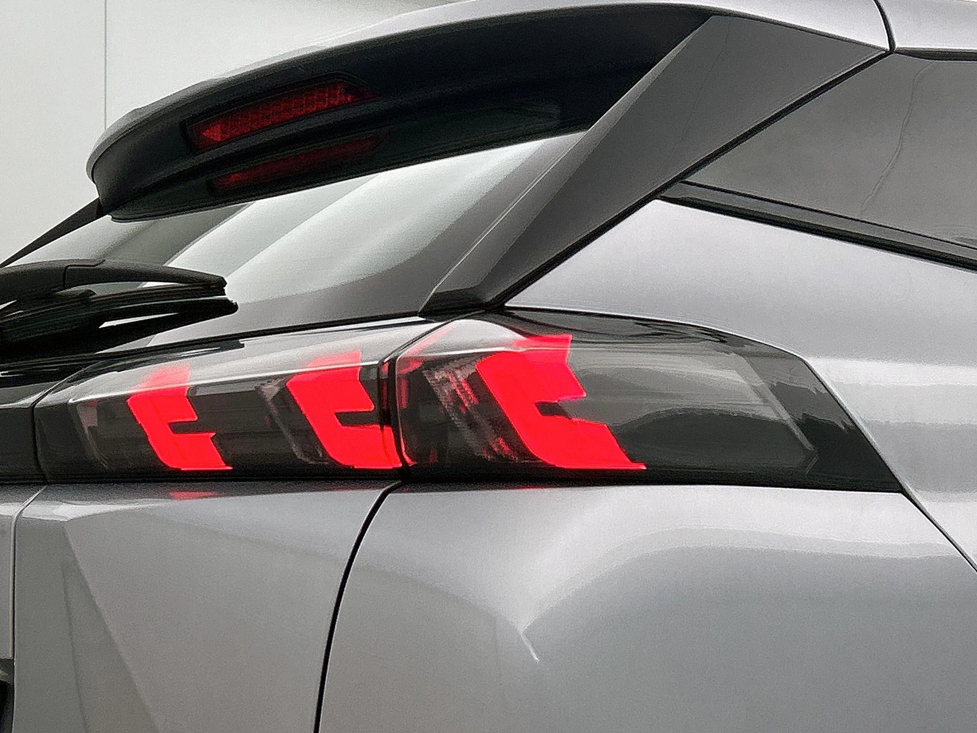 Peugeot-2008-image-14
