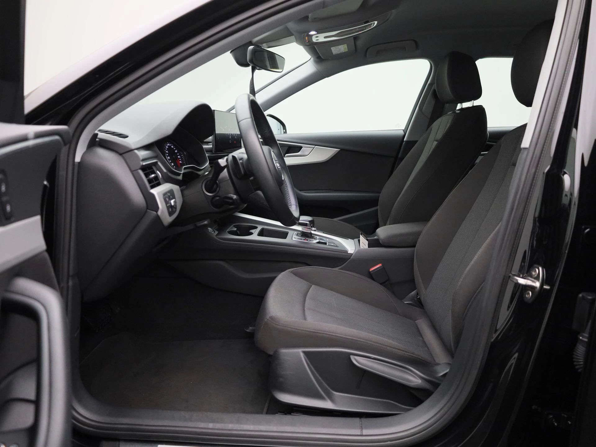 Audi-A4-image-10