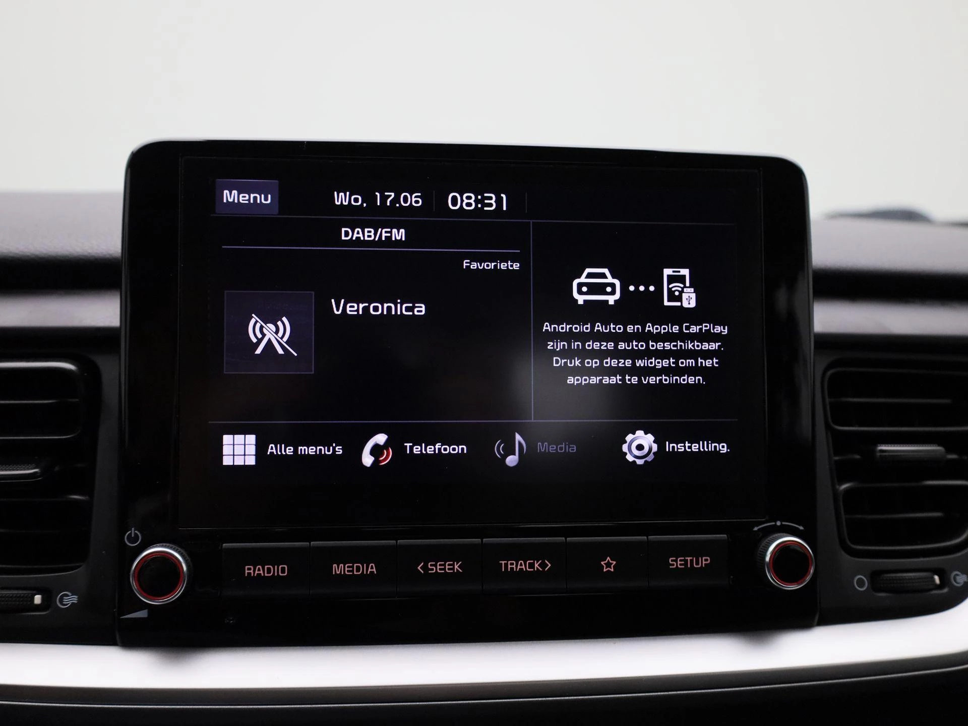 Kia-Stonic-image-14