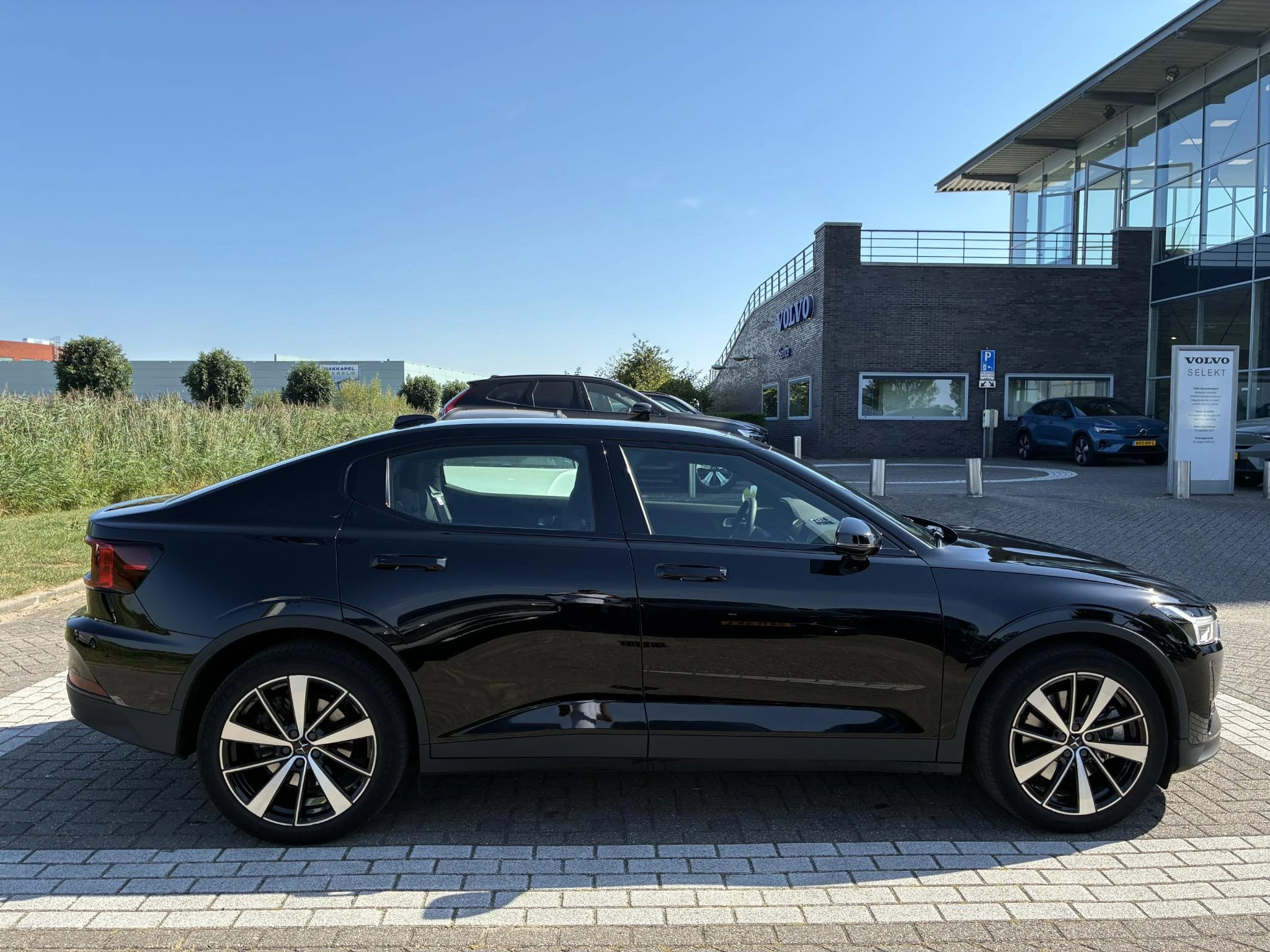 Polestar-2-image-6