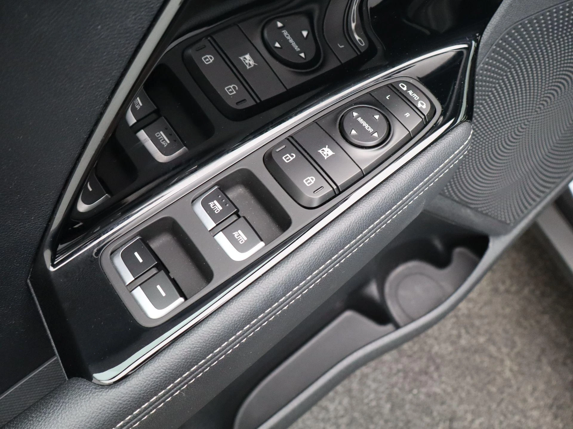 Kia-Niro-image-26