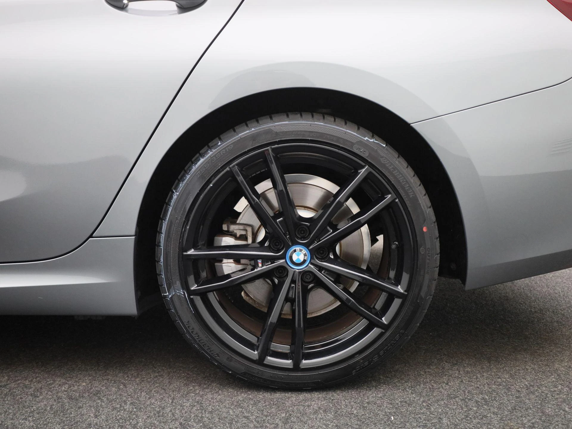 BMW-3 Serie-image-12