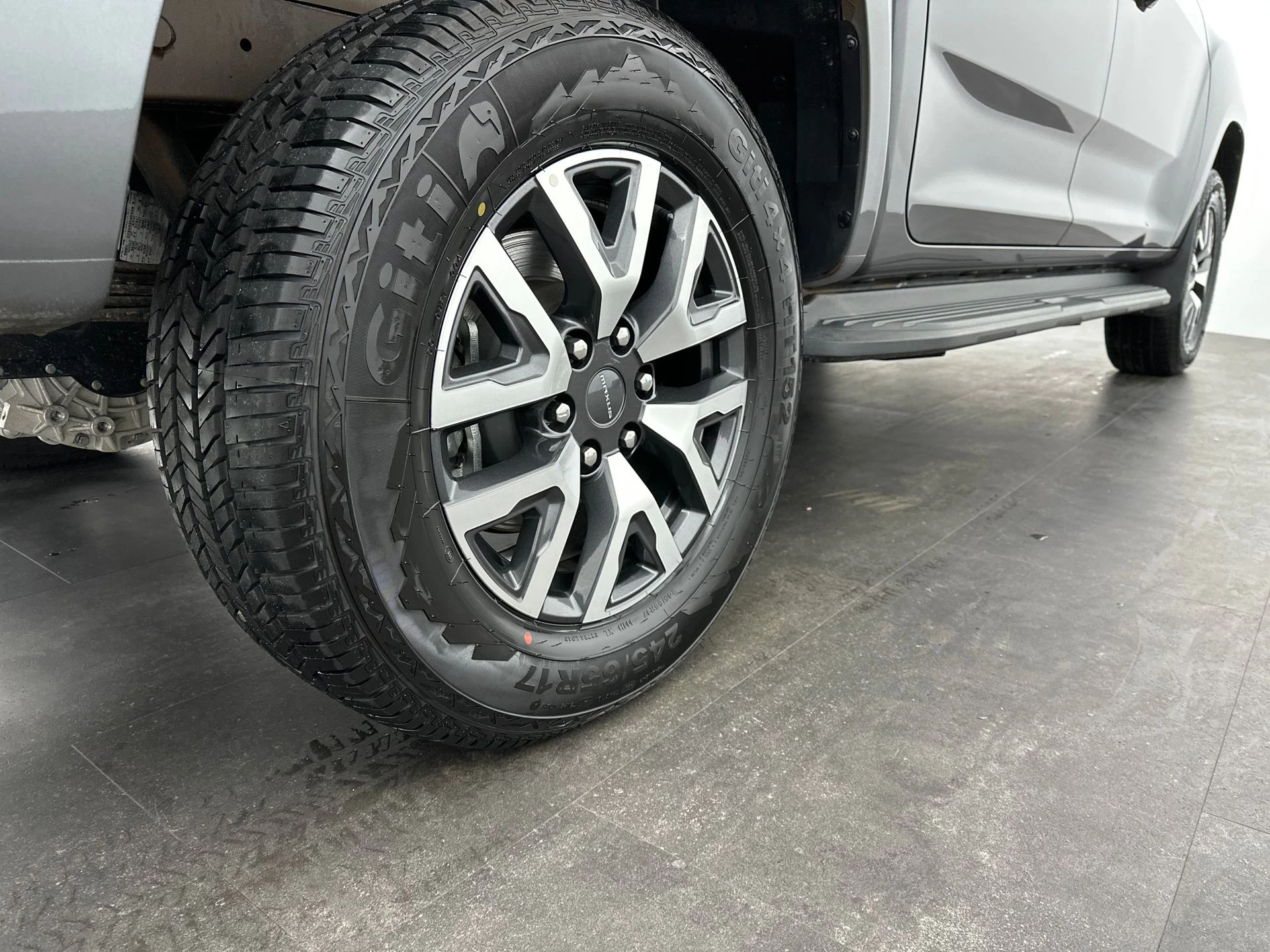 Maxus-T90 EV-image-14
