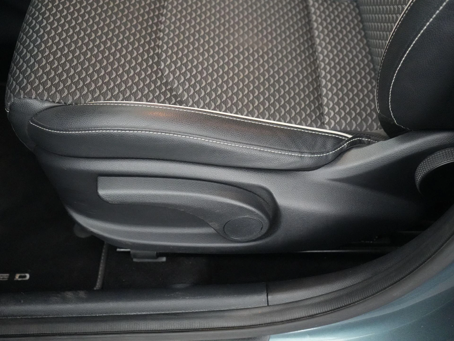 Kia-XCeed-image-17