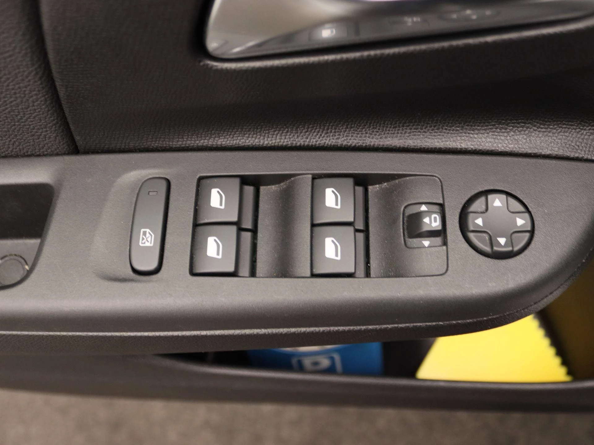 Opel-Corsa-image-20