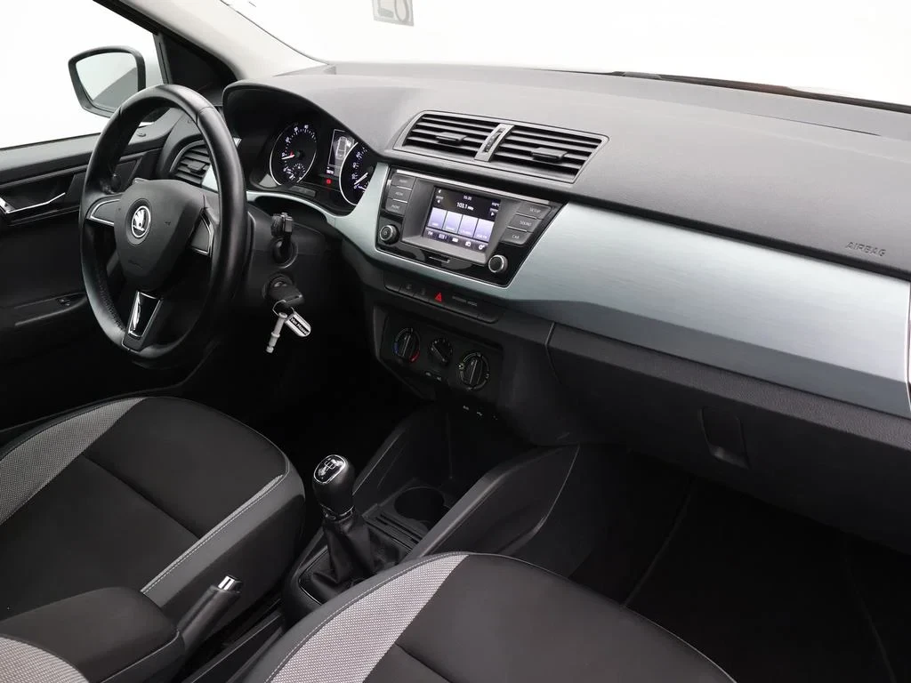 Škoda-Fabia-image-2