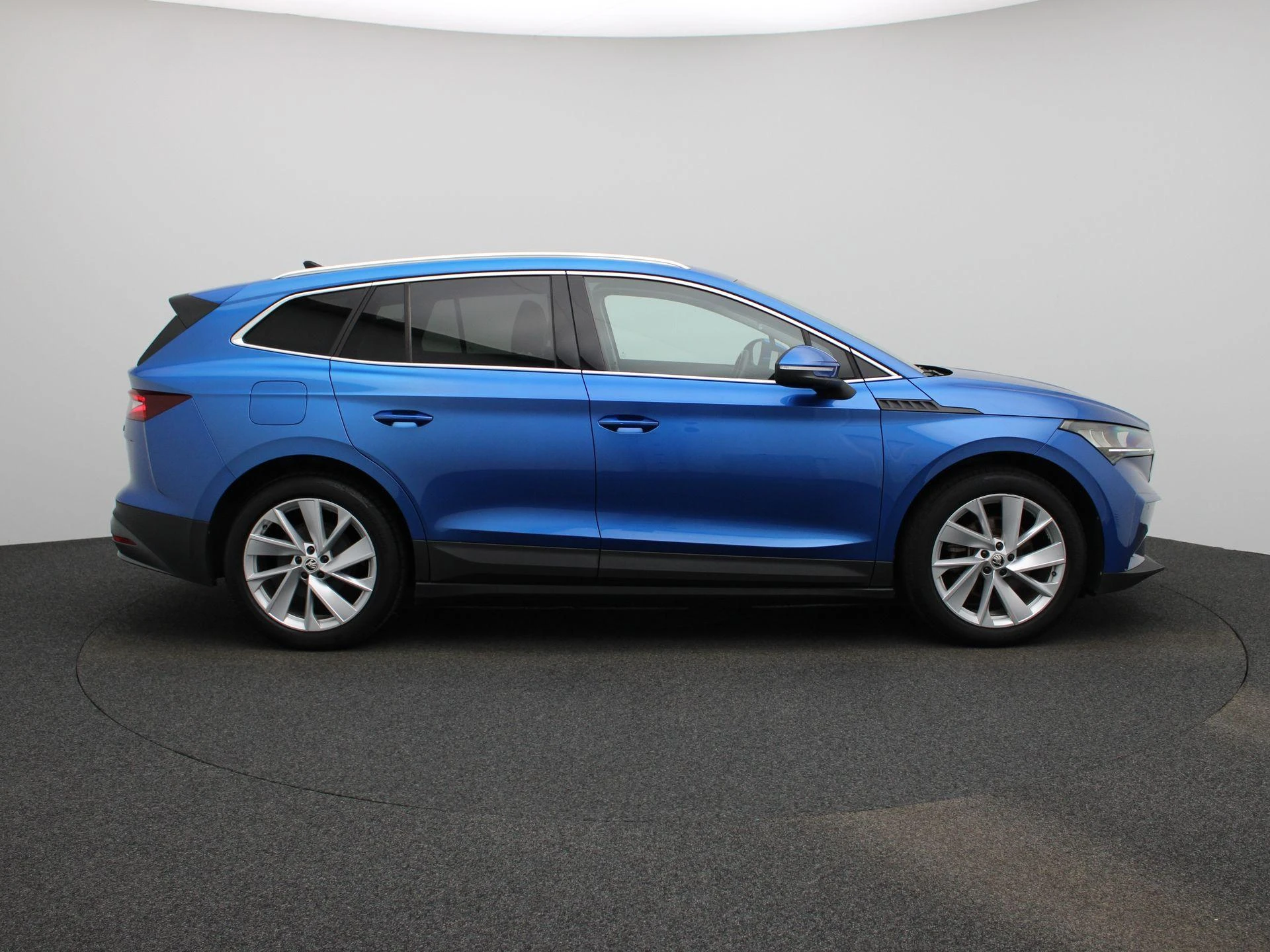 Škoda-Enyaq iV-image-5