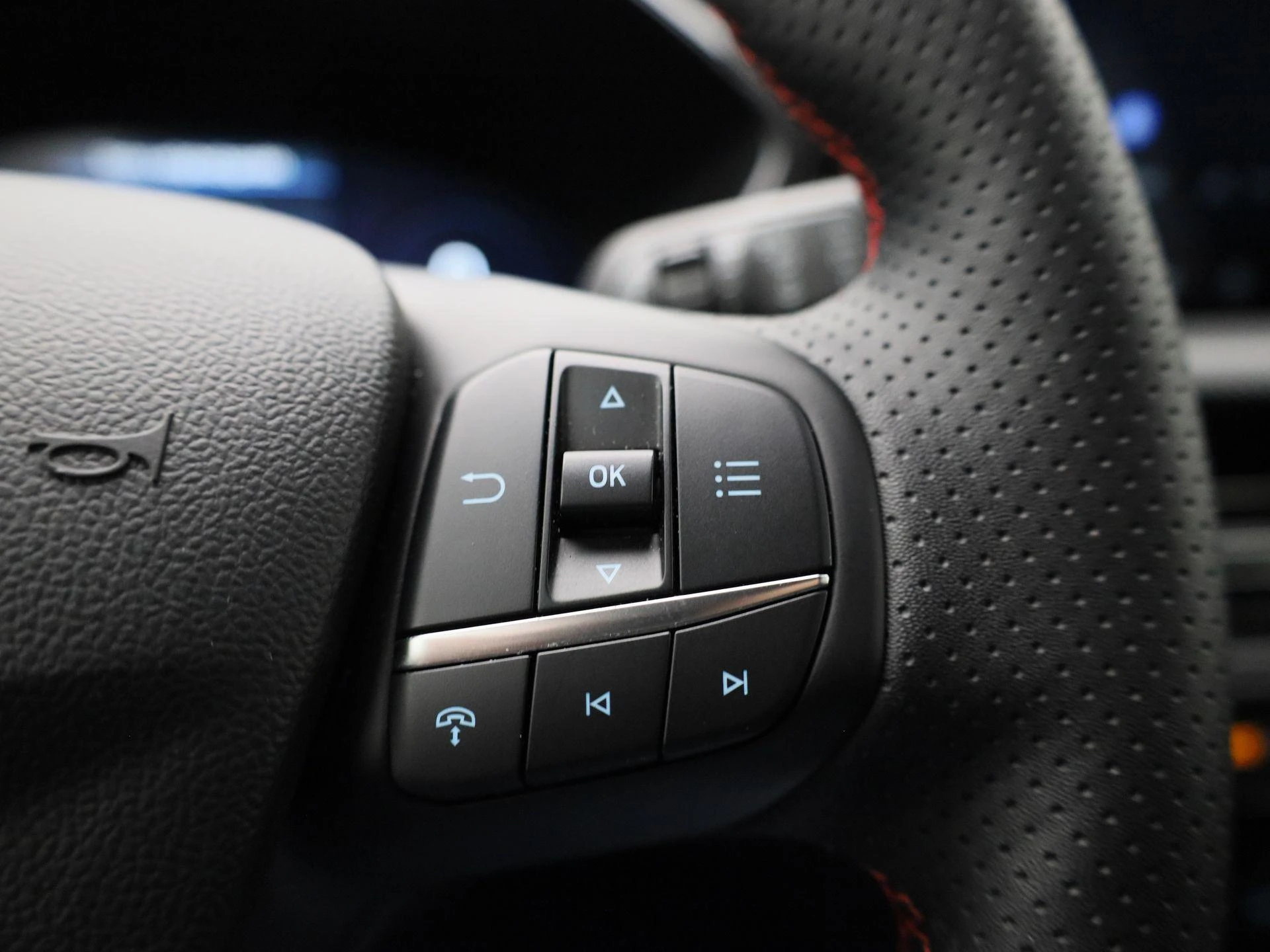 Ford-Kuga-image-18