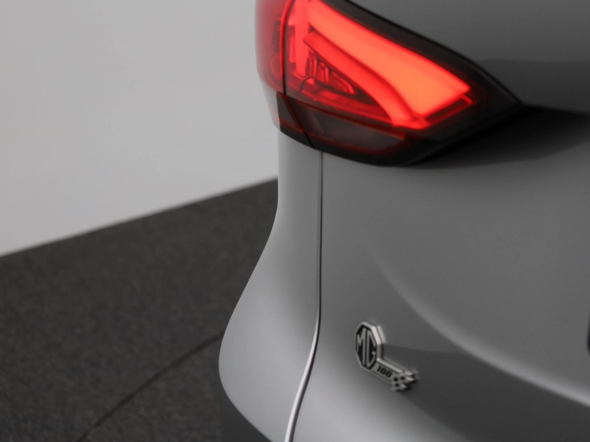MG-ZS-image-37