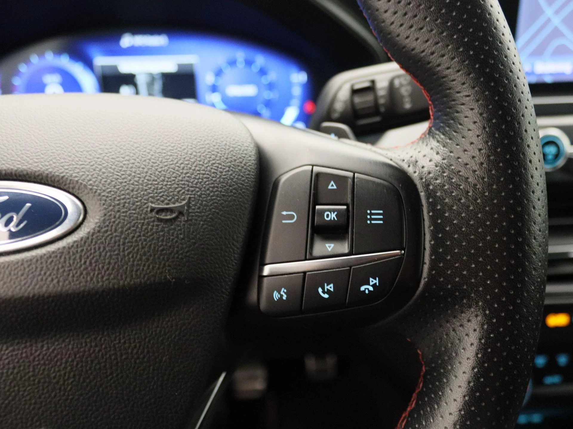 Ford Focus Wagon 1.5 EcoBoost ST Line X Business